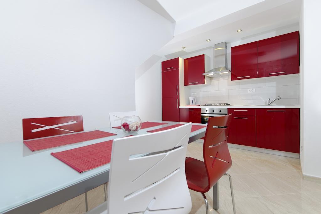 City Apartments Nada Makarska Bilik gambar