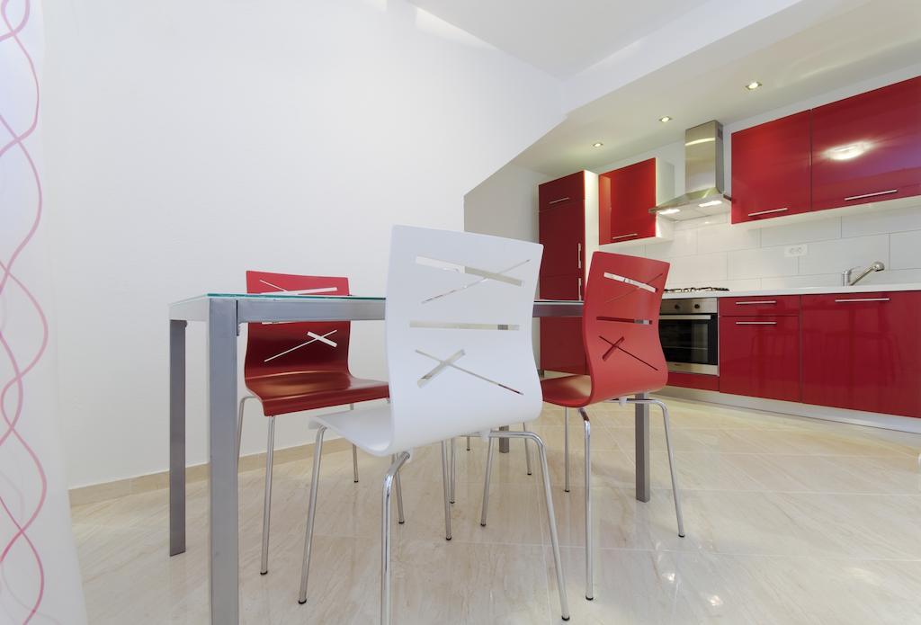 City Apartments Nada Makarska Bilik gambar