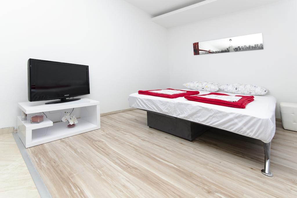 City Apartments Nada Makarska Bilik gambar